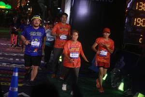 BIB: 3992, 4255, 4884, 4103, 351, 7130, 190
                            <button type="button" onclick="openModal(26275198)" class="btn btn-primary btn-sm float-right btn-popup" data-toggle="modal" data-target=".modal-high-quality">
                        <i class="fas fa-shopping-cart"></i> Add to Cart
                    </button>
                                            <button type="button" onclick="isThisMe(26275198, true)" class="btn btn-success btn-sm float-right btn-popup btn-isme hidden" data-toggle="tooltip" data-placement="bottom" title="นี่คือรูปของคุณใช่ไหม คลิกที่นี่เพื่อเอาเข้าอัลบั้ม">
                        <i class="fas fa-plus"></i> Add to album
                    </button>
                    <button type="button" onclick="isThisMe(26275198, false)" class="btn btn-warning btn-sm float-right btn-popup btn-isnotme hidden">
                        <i class="fas fa-ban"></i> Remove from album
                    </button>